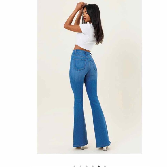 NWOT Flare high rise Vibrant jeans - Picture 2 of 2